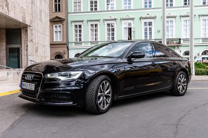 Budapest Private Airport Transfer in a Luxury Car - Taking the transfer from your hotel to BUD