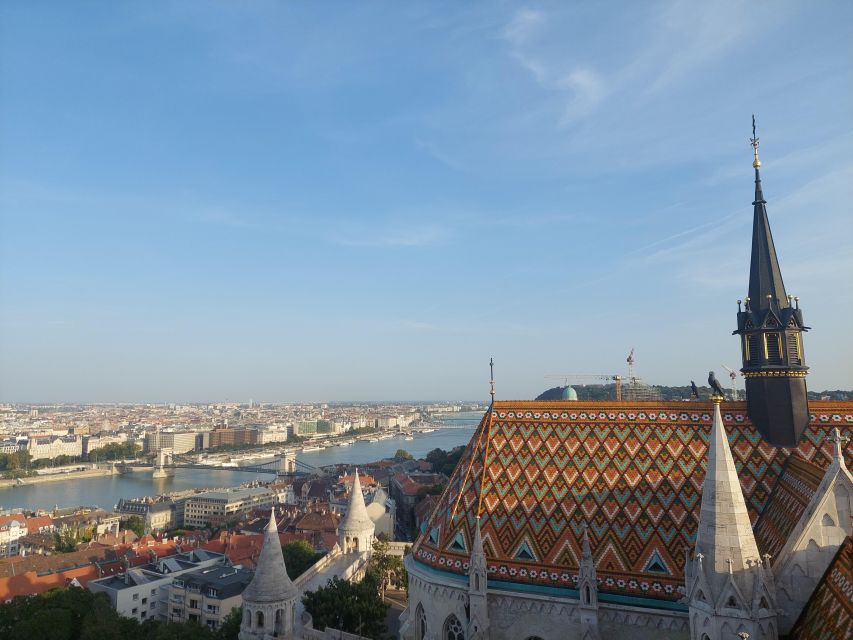 Budapest: Private City Tour with Local Guide - St. Stephen’s Basilica and Parliament