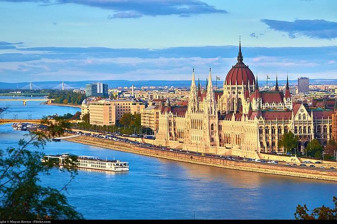Budapest Private City Walking Tour - Key points at a glance