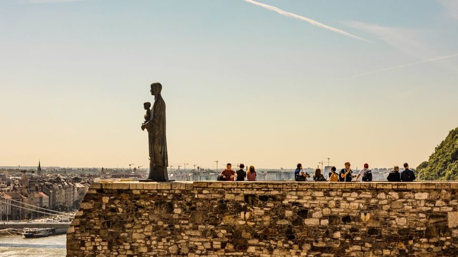 Budapest: Private Custom Tour with a Local – Icons & Gems - A walking tour first, transport when needed