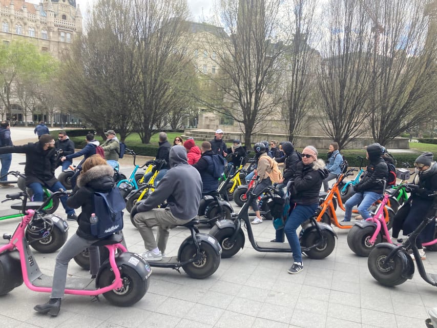 Budapest: Private Customizable Tour in French - The metro ride back toward the Jewish Quarter