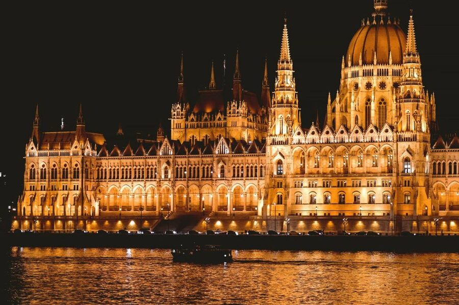 Budapest: Private Danube Yacht Cruise with Welcome Drink - Welcome drink, food, and private service