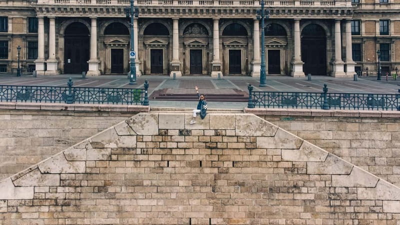 Budapest: Private Drone Photo Walking Tour with Photos - The 1pm timing and a flexible start