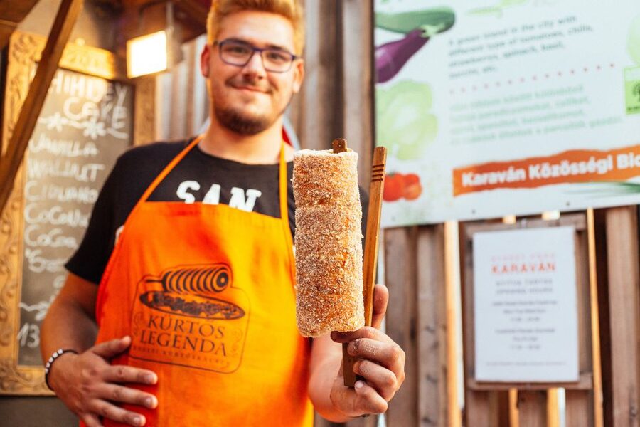 Budapest: Private Food Tour – 10 Tastings with Locals - Key points at a glance