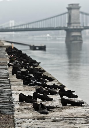 Budapest Private Full Day City Tour with a comfortable air -conditioned car - Central Market Hall and the Liberty Bridge