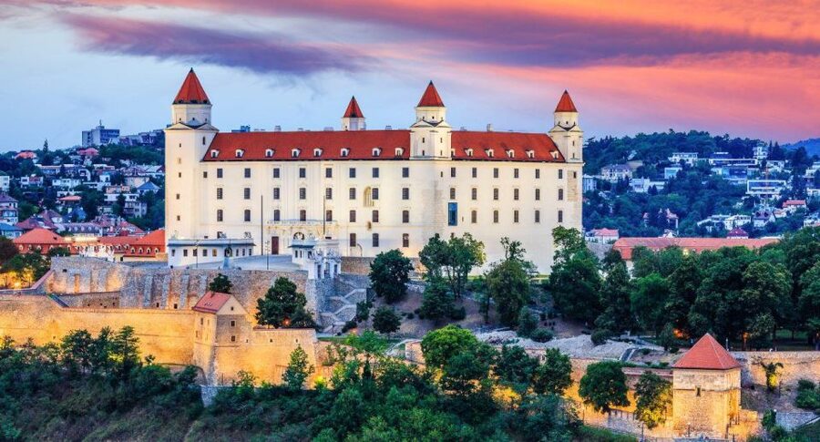 Budapest: Private Guided Tour to Bratislava - Key points at a glance