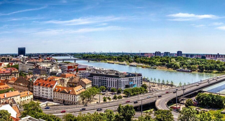 Budapest: Private Guided Tour to Bratislava - Main Square and Bratislava’s royal past