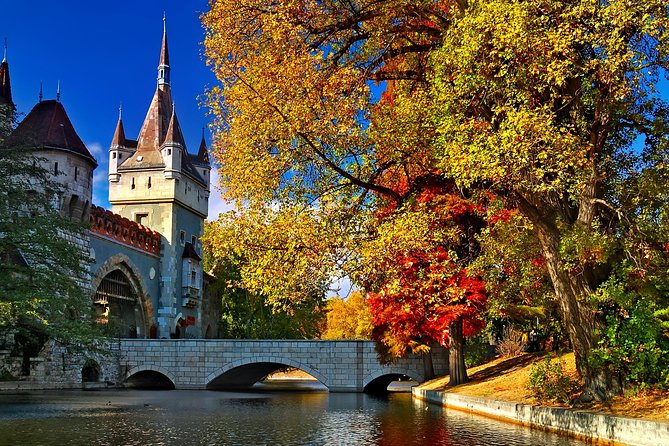 Budapest Private Luxury Sightseeing Tour with Guide and Transport - Heroes’ Square and City Park