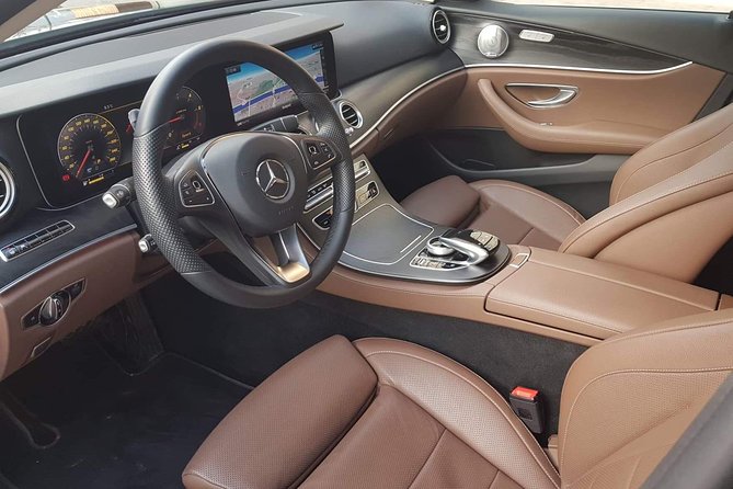 Budapest Private Round Trip Airport Transfer in a Luxury Car - Who will appreciate this transfer most