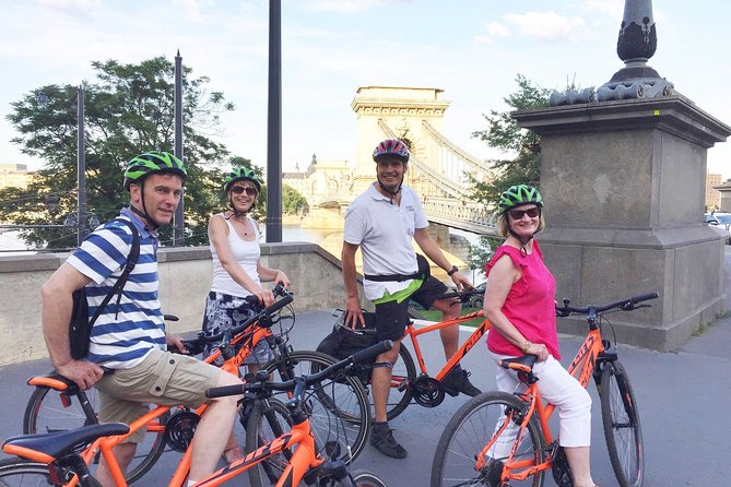 Budapest relaxed bicycle tour at sunset - Why this sunset bike tour works so well