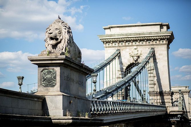 Budapest Roundtrip Private Airport Transfer - Why a private airport ride helps in Budapest
