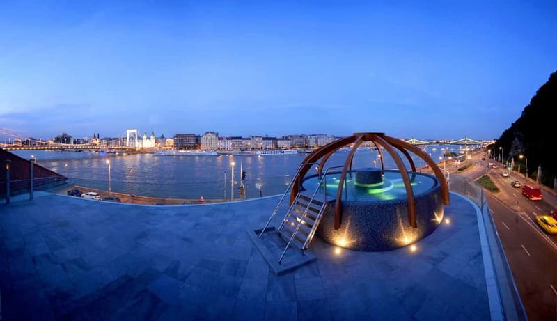 Budapest: Rudas Spa Entry with 3-Course Meal - Who should book this experience?
