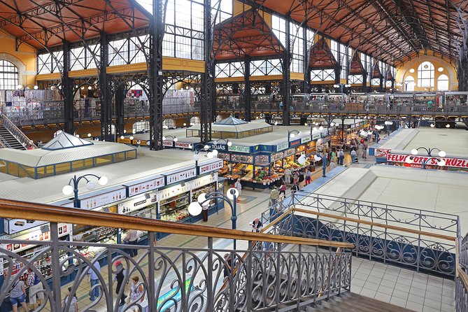Budapest's Central Market Hall And Hosok Tere With A Local Host - A flexible introduction to Pest from Deák Ferenc tér