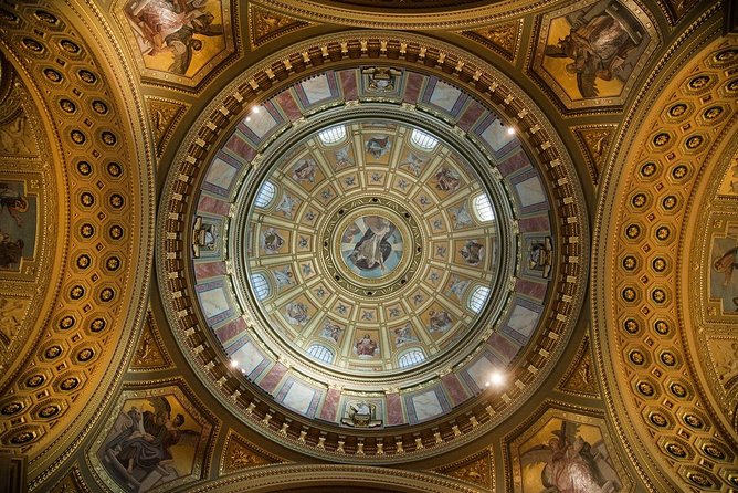 Budapest: Saint Stephen's Basilica Tour - Why the basilica deserves an hour