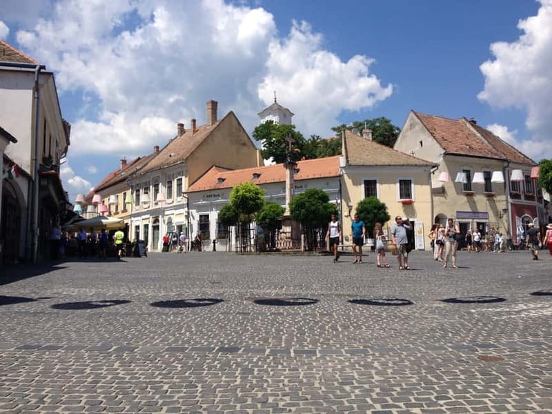Budapest: Self-Guided Bike Tour to scenic Szentendre - Old Buda, Roman Beach, and the river path
