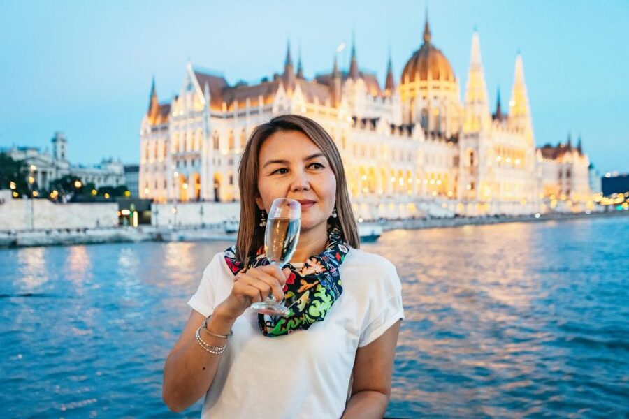 Budapest: Sightseeing Cruise on the Danube - Six bridges and the shape of Budapest