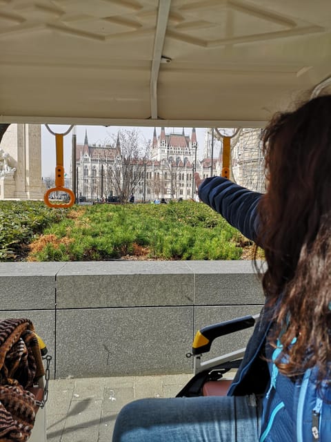 Budapest: Sightseeing Tour by Electric Tuktuk - Why an electric tuk-tuk works so well in Budapest