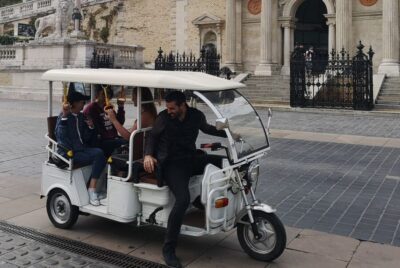 Sightseeing Tour by Electric Tuktuk