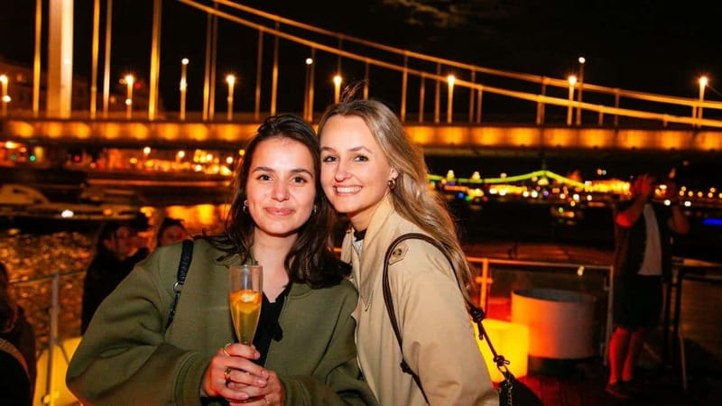 Budapest: Sip and Sail River Cruise with Unlimited Prosecco - Fisherman’s Bastion, Chain Bridge, and Buda Castle