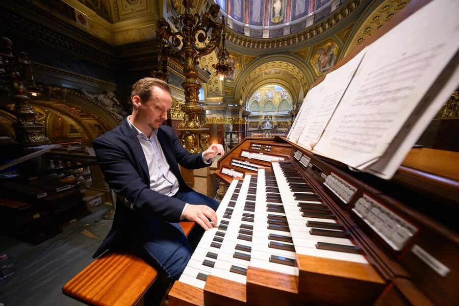 Budapest: St.Stephen's Basilica Grand Organ Concert Tickets - Is $61 a fair price?