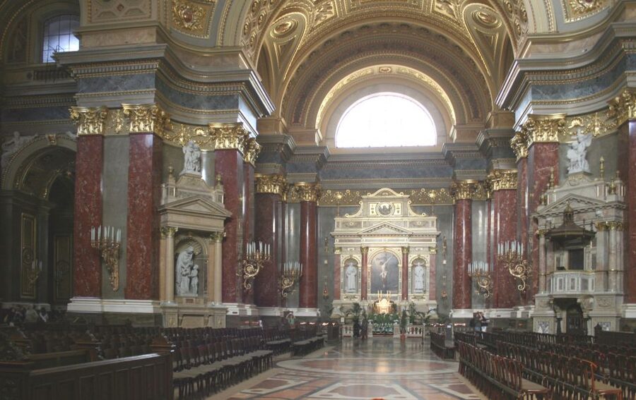 Budapest: St Stephen's Basilica Tour - Practical rules for a respectful visit