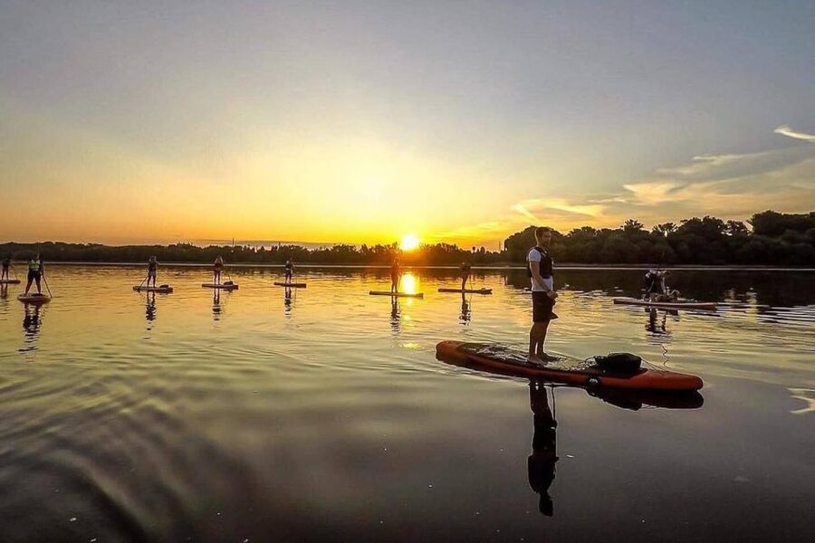 Budapest: Standup Paddleboarding Tour - Getting to the launch point near Lupa Island