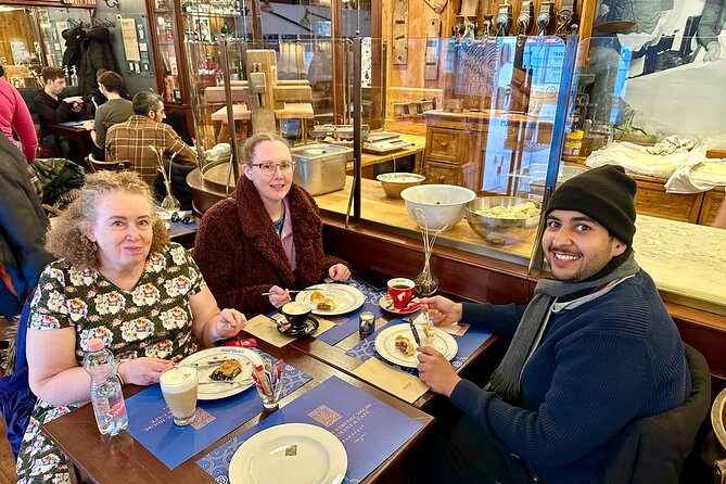Budapest Street Food Tour with Local Snacks, Dessert and Beer - Chimney cake and a Transylvanian finish