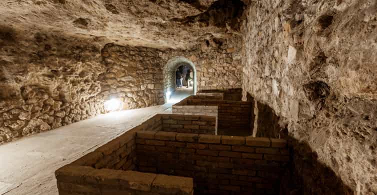 Budapest: The WWII Siege of Buda Castle & Bomb Shelter Tour - Key points to know before booking