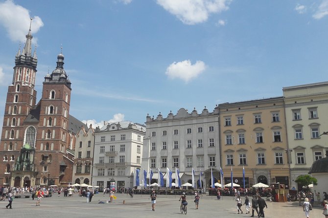 Budapest to Krakow private transfer - Six hours through Slovakia