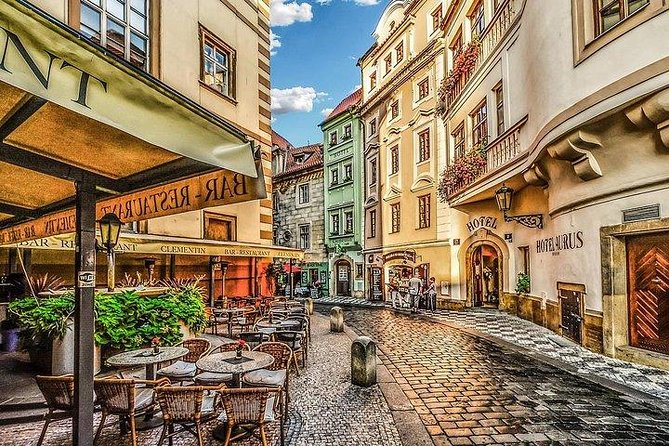 Budapest to Prague Private transfer with 2 hour sightseeing stop - Why This Transfer Makes Sense Between Budapest and Prague