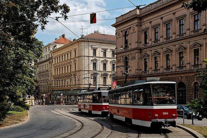 Budapest to Prague Private transfer with 2 hour sightseeing stop - A Two-Hour Stop Requires a Firm Plan