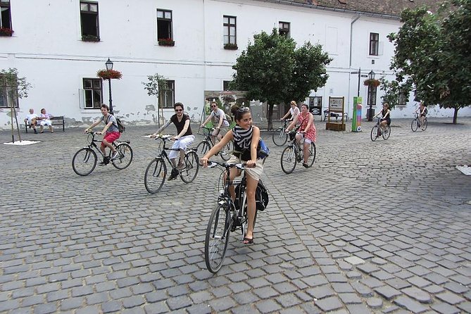 Budapest to Szentendre bike & boat tour - Margaret Island, where the ride turns green