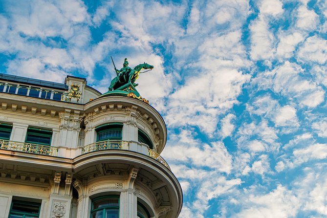Budapest to Vienna - Private Transfer with 2 hours of Sightseeing - Parndorf Fashion Outlet: a practical shopping break