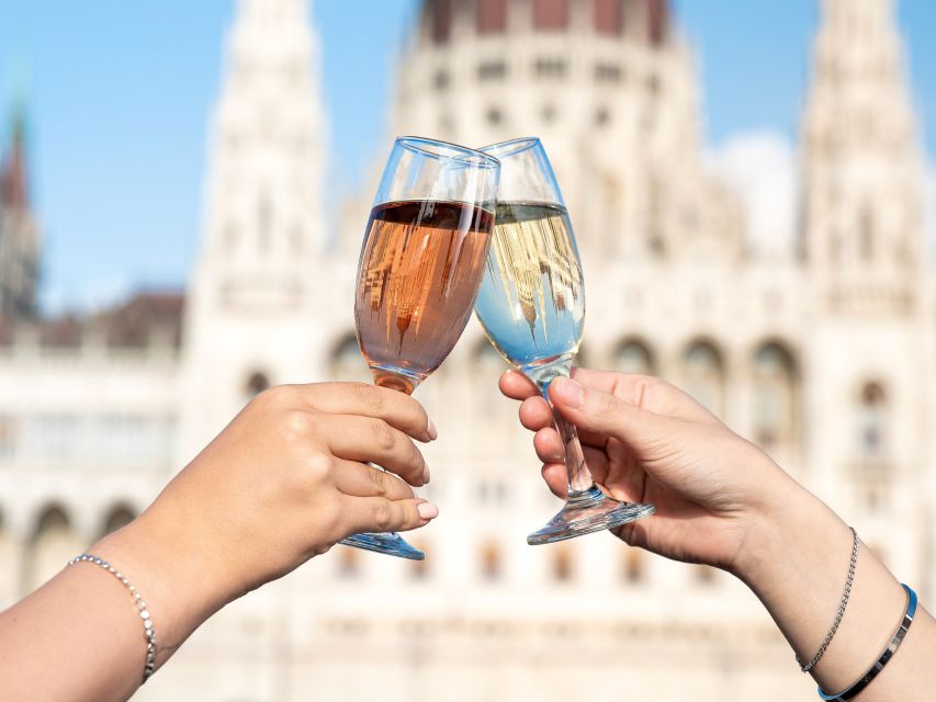Budapest: Unlimited Prosecco, Beer and Aperol Spritz Cruise - Unlimited Prosecco, beer, spritzer, or lemonade