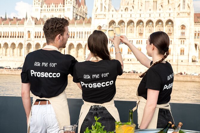 Budapest: Unlimited Prosecco, Beer & Aperol Spritz Cruise - Key things to know before you book