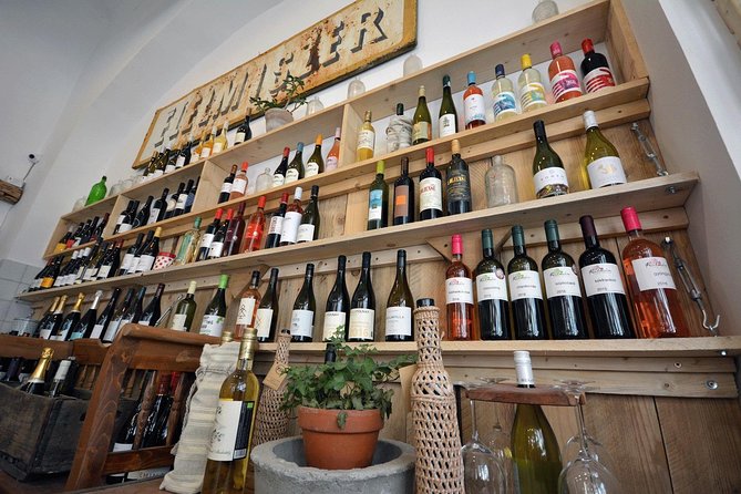 Budapest Urban Feast - Food Tour with Wine Tasting & Coffee House - Timing, Group Size, and Comfort