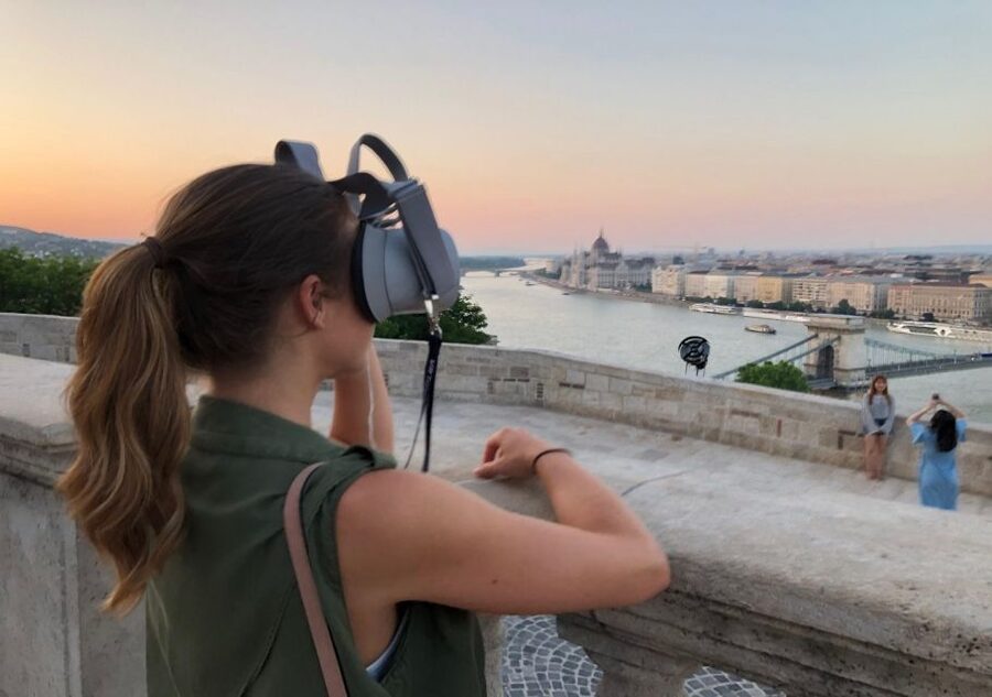 Budapest: Virtual Reality Tour in 8 Languages - Should you book the Budapest VR Tour?