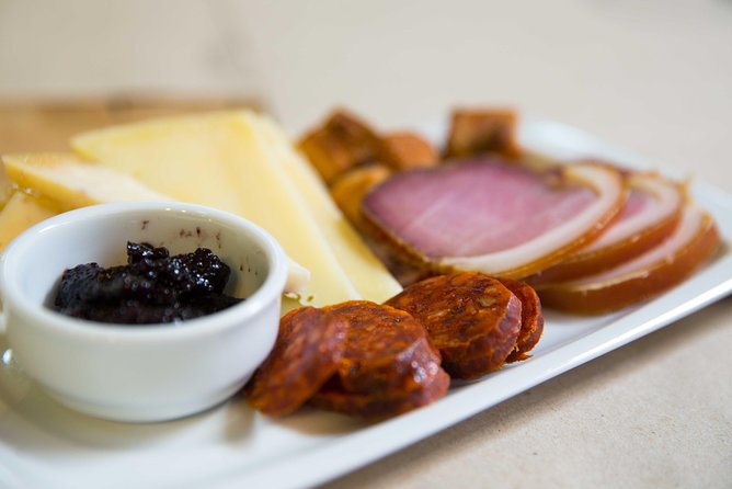 Budapest Wine Bar Tour with Sausage and Cheese Charcuterie - Who should book this evening?