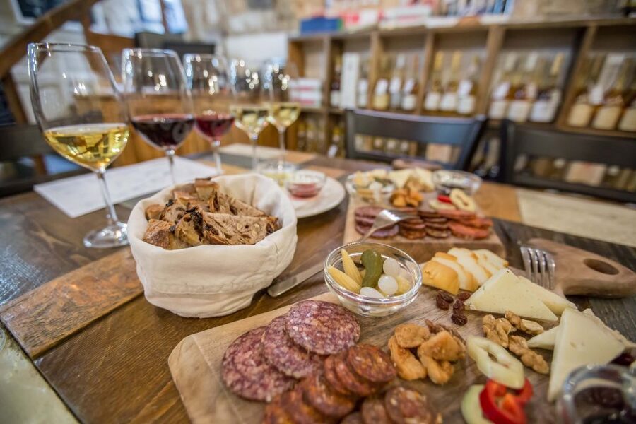 Budapest: Wine, Cheese, and Charcuterie Tasting - The food board is part of the lesson