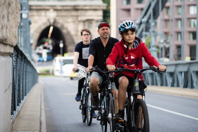 Choose a bicycle and make your own tour in Budapest-24 hrs - Who will enjoy this rental most