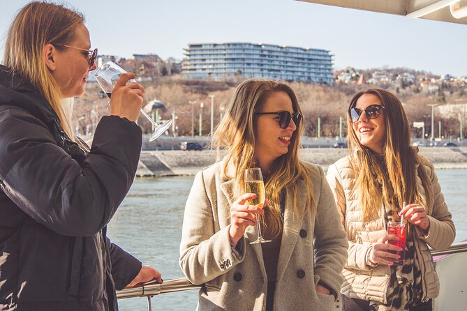 Cocktail Cruise and City Views on the Danube in Budapest - Gellért Hill, Liberty Bridge, and the southern route