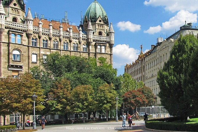 Communism in Budapest: Private Tour with House of Terror Museum - Kossuth Lajos Square and Parliament from the outside