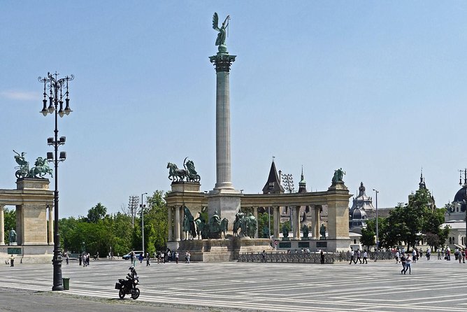 Downtown Pest Walking Tour - Parliament and the ambitions of 19th-century Hungary