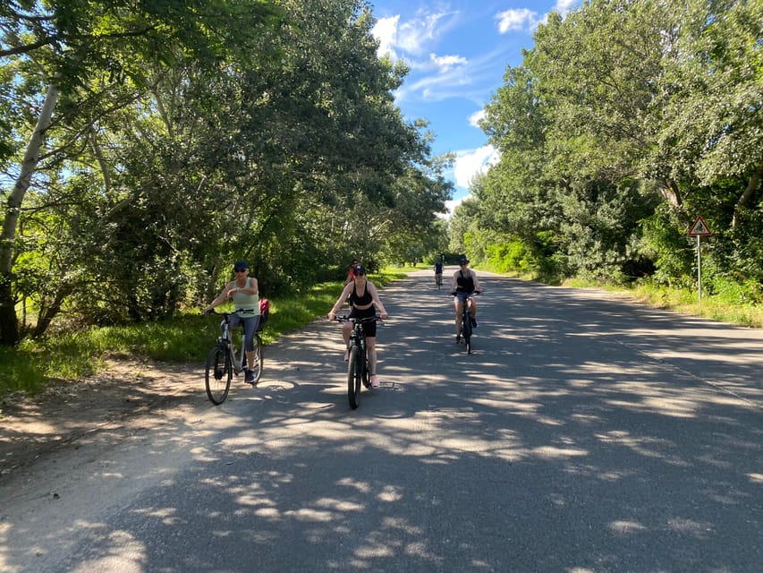 E-Bike Tour to Szentedre - Guides Adam and Noemi