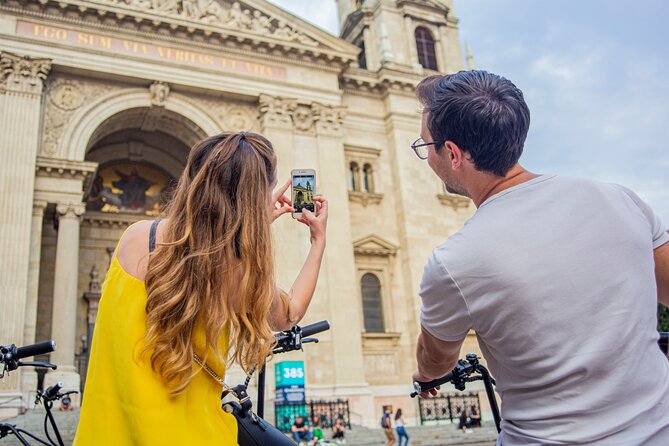 Easy & Convenient E-Scooter Rental for Sightseeing in Budapest - Starting at Bécsi u. 8 in central Budapest