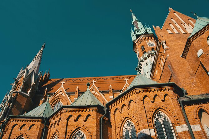 Exclusive Private Transfer from Budapest to Krakow, Door-to-Door - Comfort during a five to six-hour ride