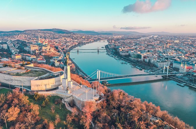 Explore Budapest in 90 minutes with a Local - Exploring Buda Castle and the former royal complex