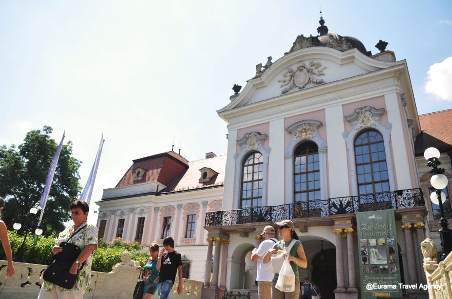 From Budapest: Gödöllő Royal Sissi Guided Tour - Who should book this Sissi tour?