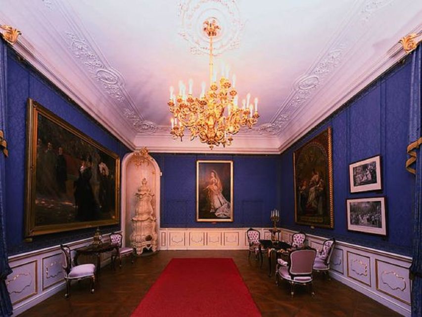 From Budapest: Gödöllő Royal Sissi Guided Tour - Why Gödöllő makes a good half-day trip