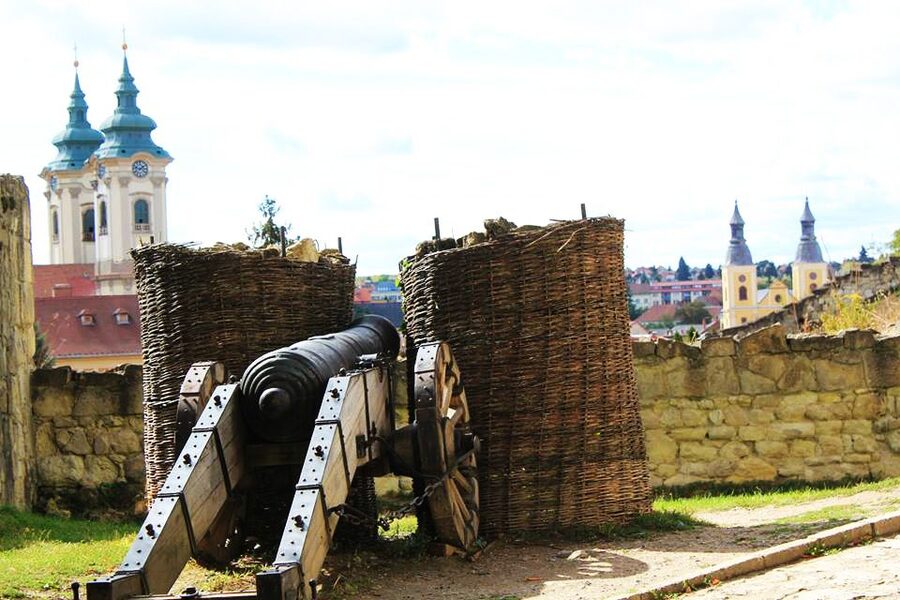 From Budapest: Guided Tour of Eger with Wine Tasting - Should you book this Eger day trip?
